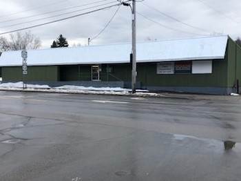 Bisnett's Store, Zoomed Back